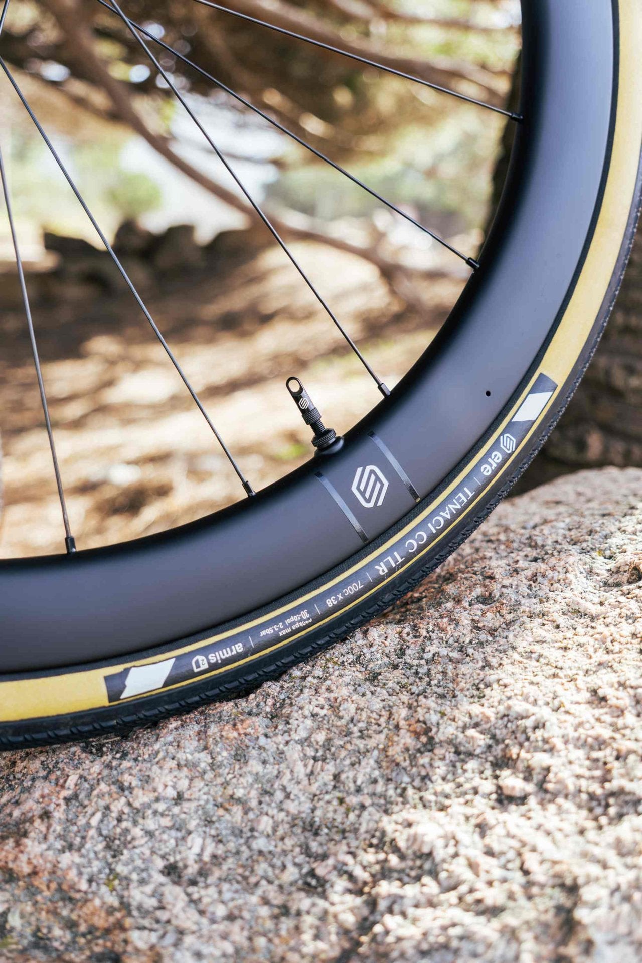 ERE Research Explorator CCR45 Wheelset