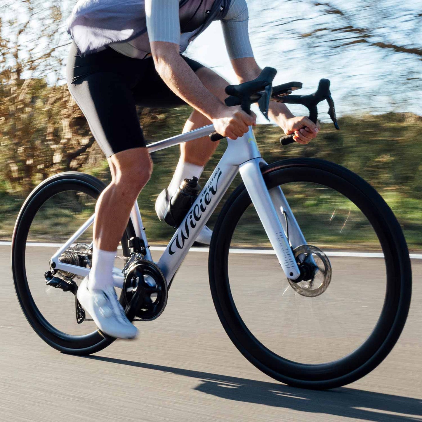 Wilier Rapida 105 Di2 Dusk Grey Medium Road Bike